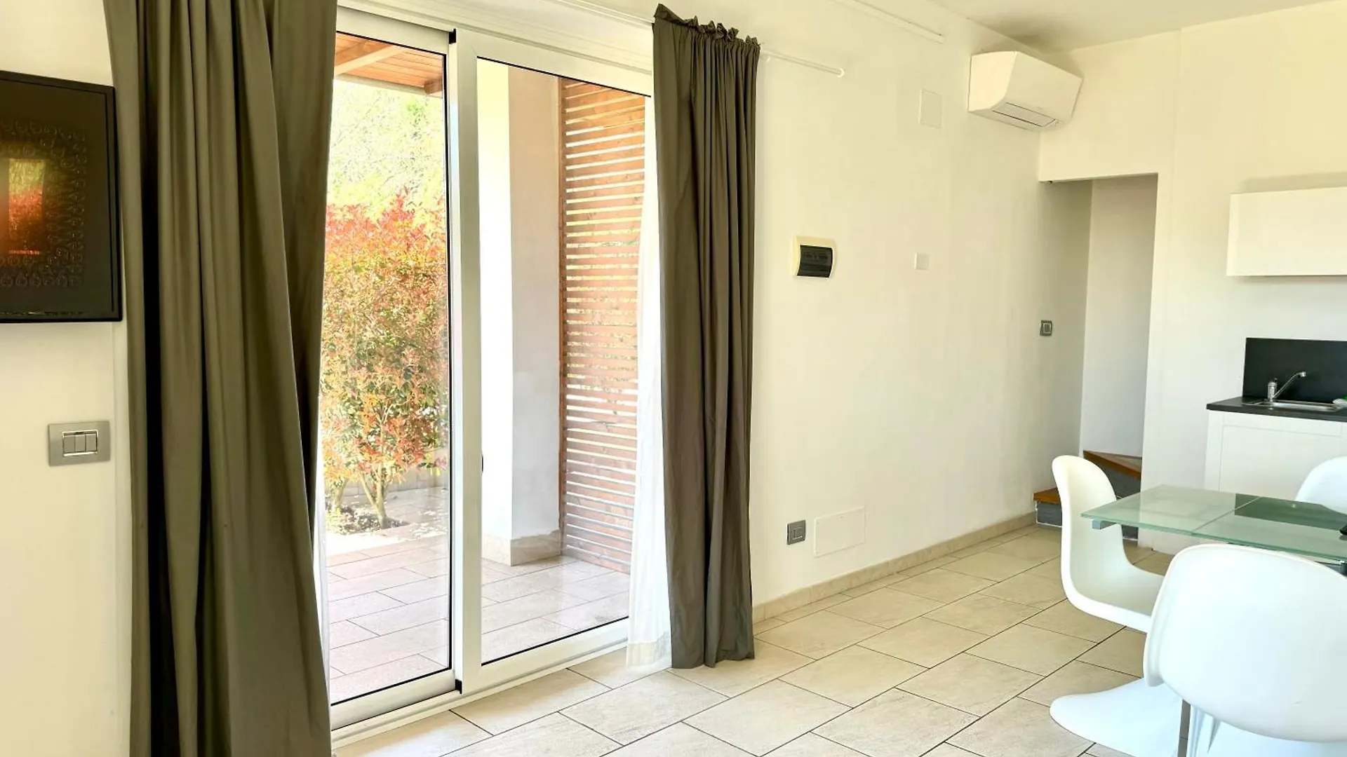 Hotel apartamentowy Le Village Sarzana Włochy